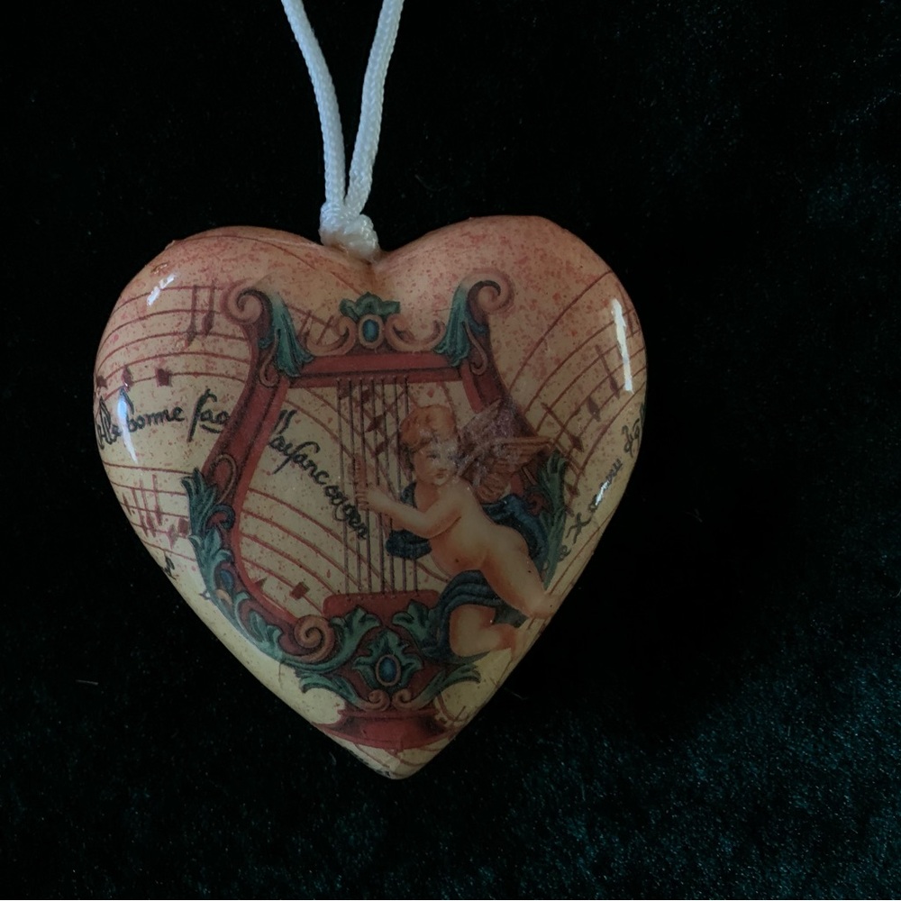 Set of 2 Victorian Style Ornaments (Father Christmas, Heart Cherub with Harp) - Picture 3 of 6